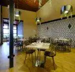 chaises-restaurant-vintage-acier-bois-ekyok